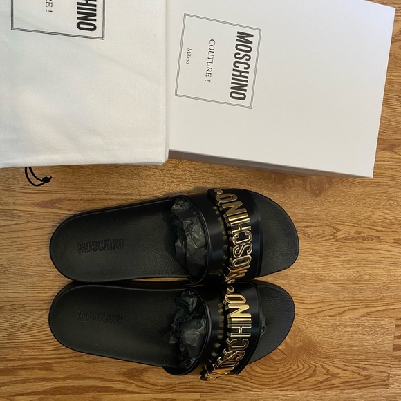 Moschino Sandal - Picture 4 of 6